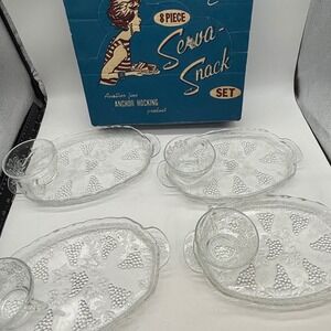 Vintage Anchor Hocking Serva-Snack Set 8 Piece Grape Pattern Glass Trays & Cups
